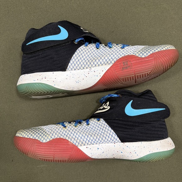 RARE‎ 11.5 Nike Kyrie 2 Doernbecher 2016 No Box CLEAN!! main image 11